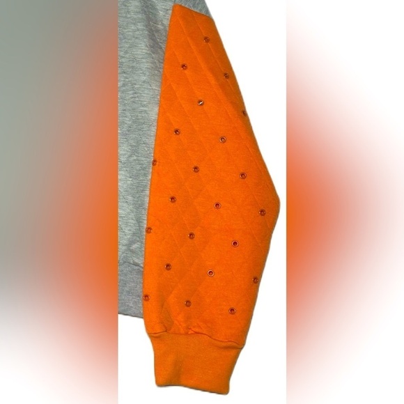 NWT Revolve English Rose Quilted Gray & Orange Sweatshirt, Soft Cotton/Poly, M - Picture 6 of 13